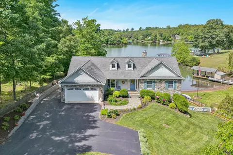 168 Sandy Point Ct, Union Hall, VA 24176