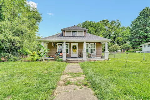 1514 Redwood Rd SE, Roanoke, VA 24014