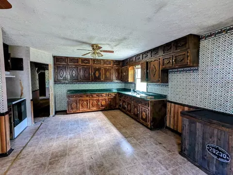 291 Beulah Ln, Independence, VA 24348 photo 7
