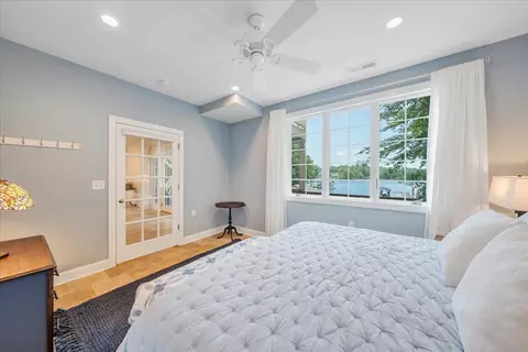 Bedroom - 72 Pine Crest Cir, Moneta, VA 24121 photo 14 of 14