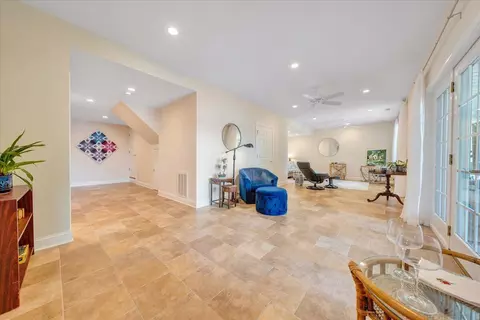 Entry Way - 72 Pine Crest Cir, Moneta, VA 24121 photo 7 of 8