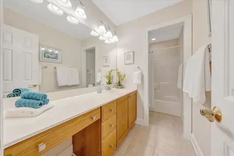 Bath - 72 Pine Crest Cir, Moneta, VA 24121 photo 2 of 8
