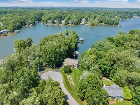View/Area - 72 Pine Crest Cir, Moneta, VA 24121 photo 8 of 18