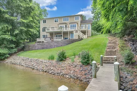Exterior - 72 Pine Crest Cir, Moneta, VA 24121 photo 13 of 42