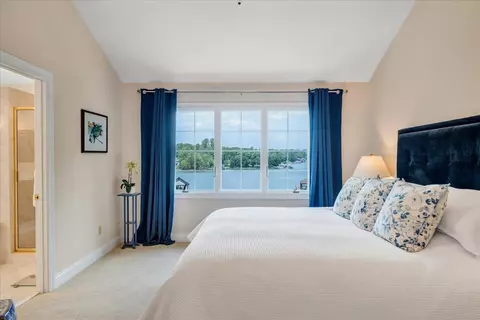 Bedroom - 72 Pine Crest Cir, Moneta, VA 24121 photo 10 of 14