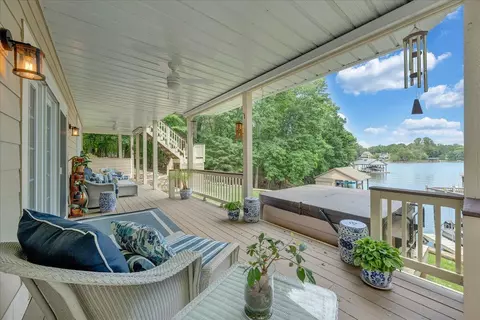 Exterior - 72 Pine Crest Cir, Moneta, VA 24121 photo 4 of 42