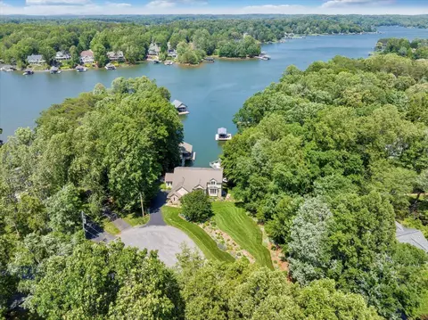 View/Area - 72 Pine Crest Cir, Moneta, VA 24121 photo 5 of 18