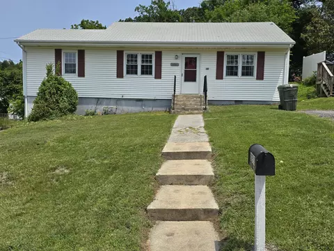 1211 Stoutamire Dr, Salem, VA 24153