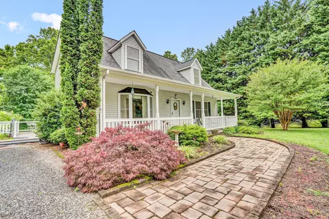 172 Watkins Dr, Bassett, VA 24055
