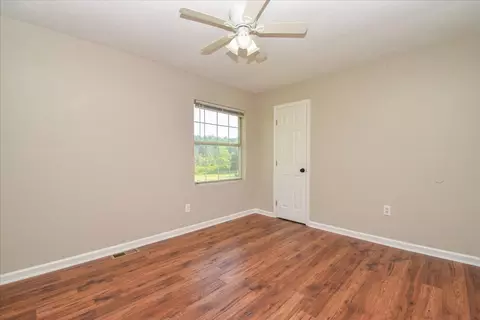 Bedroom - 938 Boulder Ln, Pilot, VA 24138 photo 2 of 2