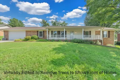 3951 Blandfield Dr, Vinton, VA 24179
