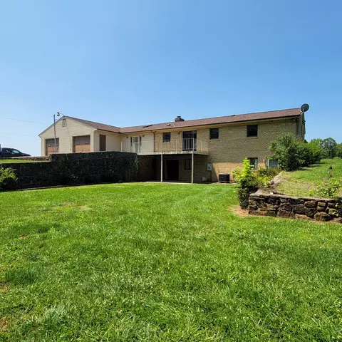 1160 Moorman Rd, Hardy, VA 24101 photo 2