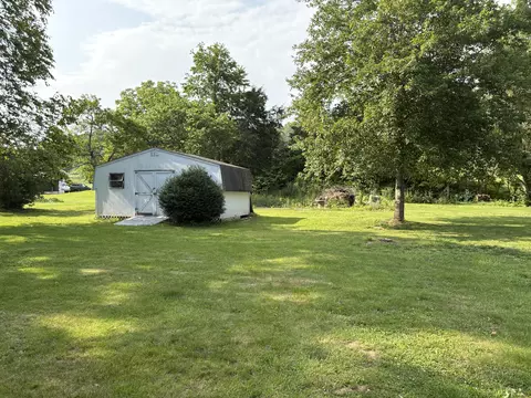 Exterior - 4007 Callaghan Cir, Covington, VA 24426 photo 6 of 7