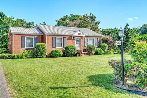 5067 Franklin St, Rocky Mount, VA 24151