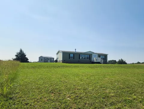 622 Long Horne Rd, Union Hall, VA 24176