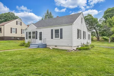 Exterior - 603 36th St NW, Roanoke, VA 24017 photo 5 of 5