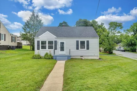 603 36th St NW, Roanoke, VA 24017