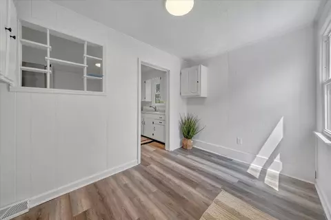 Entry Way - 603 36th St NW, Roanoke, VA 24017 photo 2 of 3