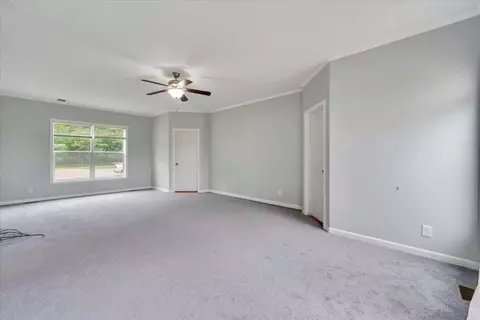 Living - 60 Tara Dr, Ridgeway, VA 24148 photo 6 of 6