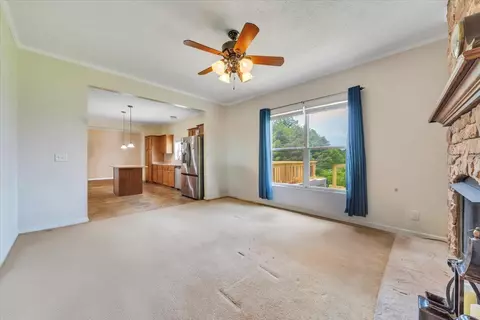 Living - 60 Tara Dr, Ridgeway, VA 24148 photo 4 of 6