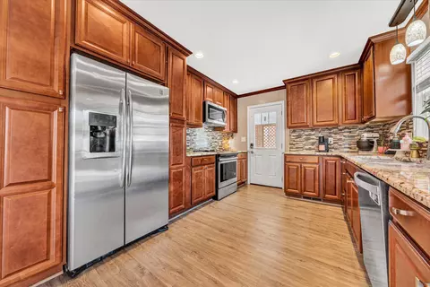 2604 Mcvitty Rd, Roanoke, VA 24018 photo 9