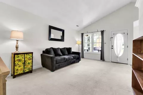 Entry Way - 1524 19th St NE, Roanoke, VA 24012 photo 1 of 1