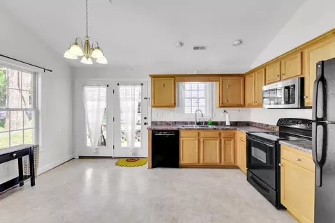 Kitchen - 1524 19th St NE, Roanoke, VA 24012 photo 1 of 2