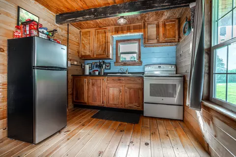 Kitchen - 5145 Deertrot Rd, Dublin, VA 24084 photo 3 of 3