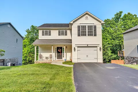 2844 Green Ridge Rd, Roanoke, VA 24019