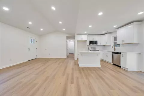 3713 Pinevale Rd, Roanoke, VA 24018 photo 8