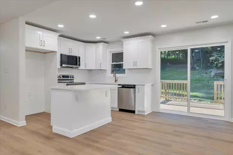 3713 Pinevale Rd, Roanoke, VA 24018 photo 6