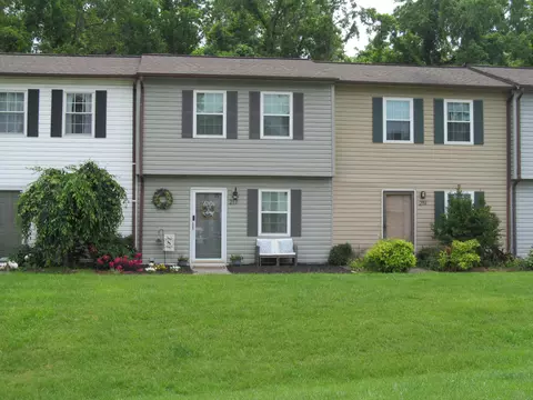 217 Tinkerview Dr, Cloverdale, VA 24077