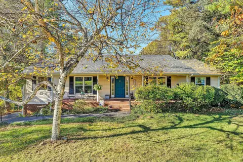2343 Circle Dr SW, Roanoke, VA 24018