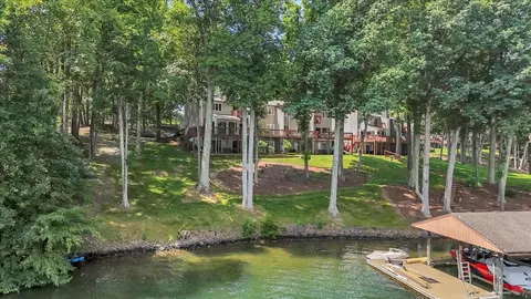Exterior - 30 Windlass Pointe Dr, Moneta, VA 24121 photo 26 of 26