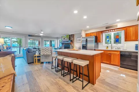 Kitchen - 30 Windlass Pointe Dr, Moneta, VA 24121 photo 1 of 7