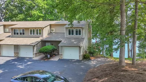 Exterior - 30 Windlass Pointe Dr, Moneta, VA 24121 photo 19 of 26