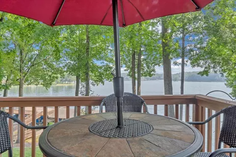 Exterior - 30 Windlass Pointe Dr, Moneta, VA 24121 photo 9 of 26