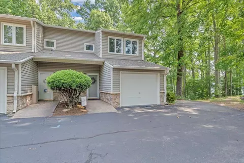 Exterior - 30 Windlass Pointe Dr, Moneta, VA 24121 photo 22 of 26