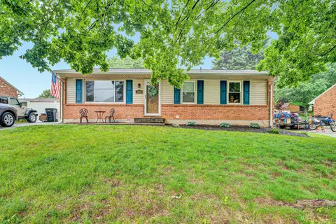 1850 Terry Dr, Vinton, VA 24179