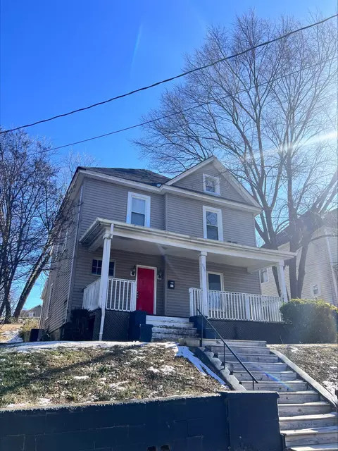 906 5th St SE, Roanoke, VA 24013