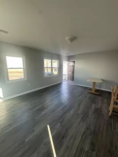 Living - 1626 9th St SE, Roanoke, VA 24013 photo 1 of 1