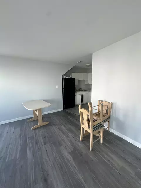 Dining - 1626 9th St SE, Roanoke, VA 24013 photo 1 of 1