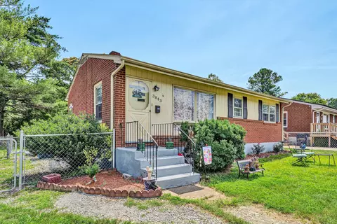 3843 Plantation Rd NE, Roanoke, VA 24012