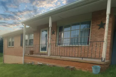 1384 Craig Robertson Rd SE, Roanoke, VA 24014