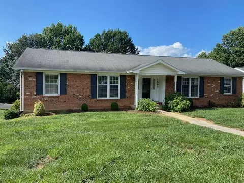 1683 Millbridge Rd, Salem, VA 24153