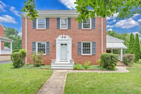 3433 Courtland Rd NW, Roanoke, VA 24012