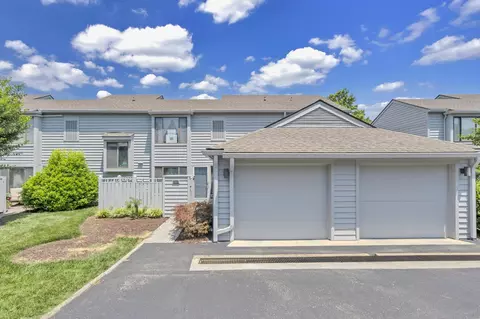 2404 Post Oak Rd, Salem, VA 24153
