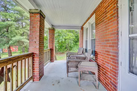 Exterior - 1831 S Carpenter Dr, Covington, VA 24426 photo 2 of 14
