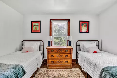 Bedroom - 1831 S Carpenter Dr, Covington, VA 24426 photo 6 of 6