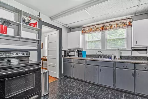 Kitchen - 1831 S Carpenter Dr, Covington, VA 24426 photo 1 of 3